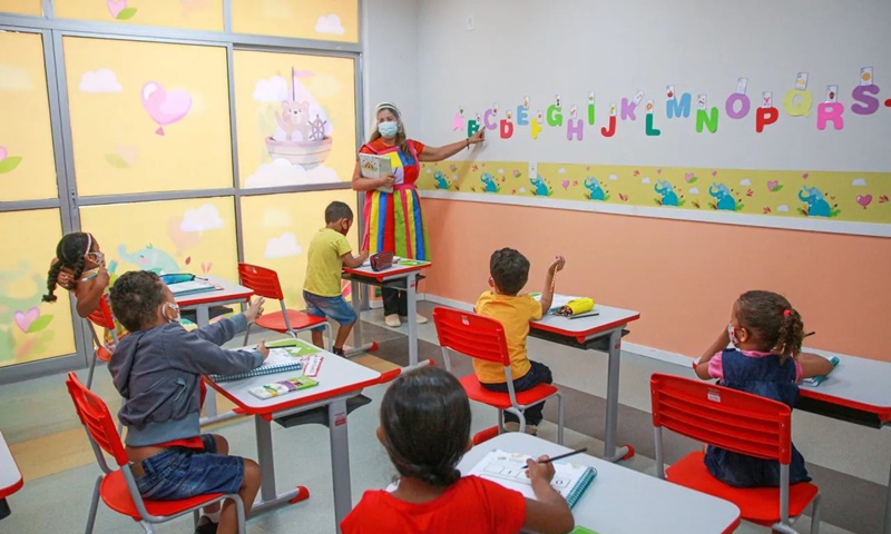 MULHERES: Governo vai liberar parcelas do FGTS para pagamento de creche