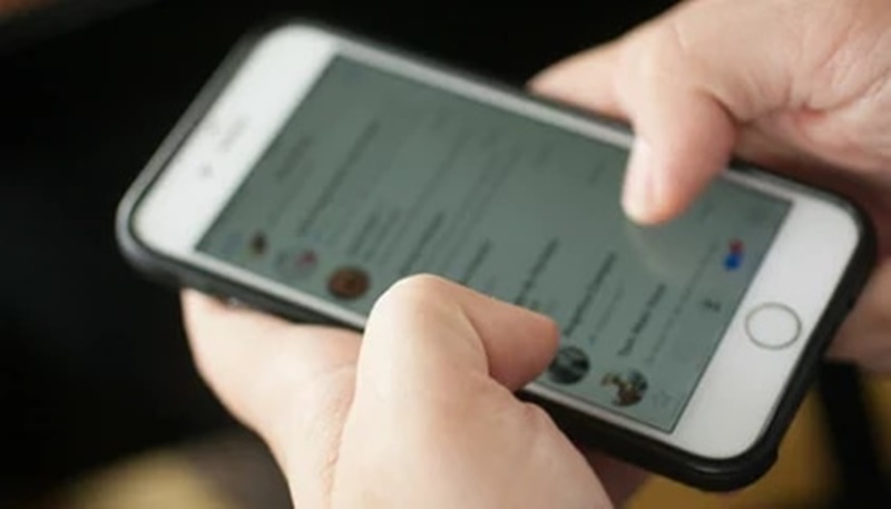 WHATSAPP: Mulher é acordada na porrada após ex-marido ler mensagens