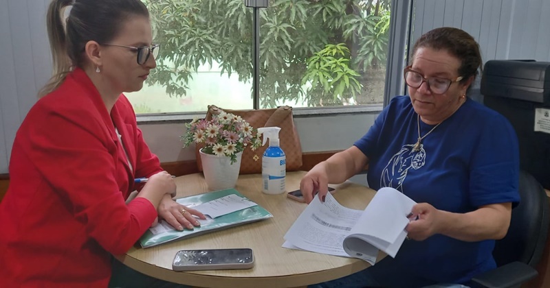 SEMED: Vereadora Ellis Regina apresenta relatório de gestão fiscal 