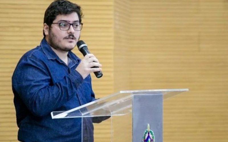 PEQUENO GÊNIO: Estudante de Ariquemes vai representar RO na Inglaterra com projeto de ciência