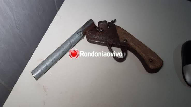 EM CASA: Após sofrer ataque a tiros, casal é preso com arma caseira