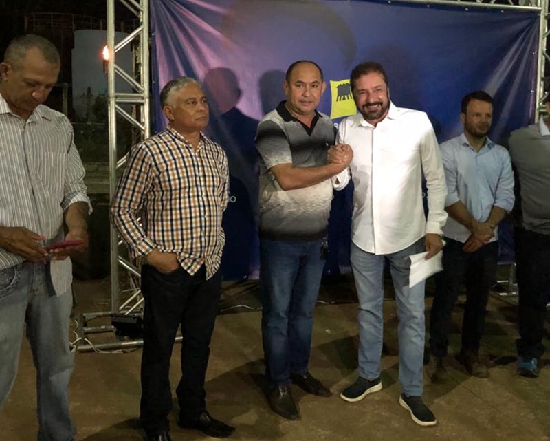 PROFESSOR LÉO: Vereador teve mais de 20 pedidos de providências atendidos em Porto Velho 