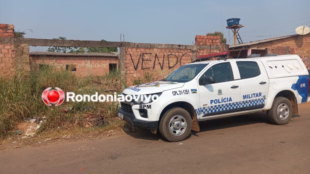 VÍDEO: Criança encontra corpo de homem jogado em casa abandonada