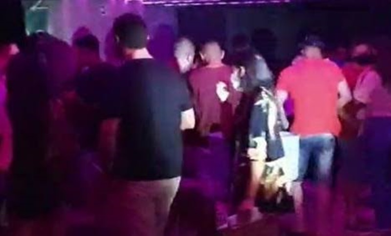 PORTE ILEGAL: Mais um é preso tentando entrar armado em boate na zona Leste