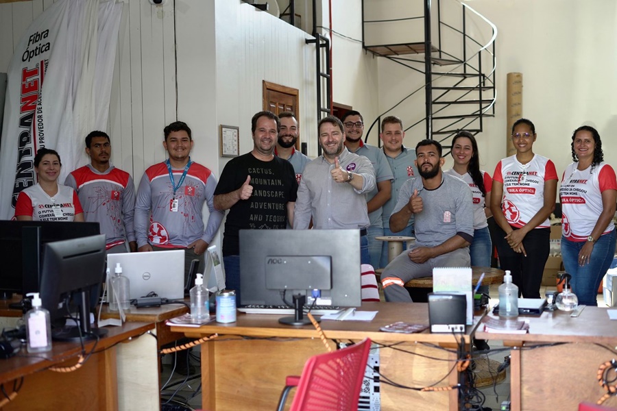 INTERIOR: Alex Redano tem reuniões em três municípios e reforça compromissos de campanha