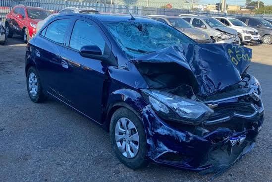 ARMADO: Motorista foge após atropelamento, mas é perseguido e preso pela PM