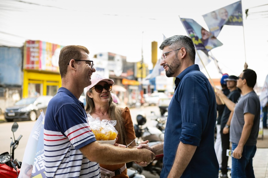 CAMPANHA: Wiveslando Neiva cumpre maratona de visitas aos municípios e distritos