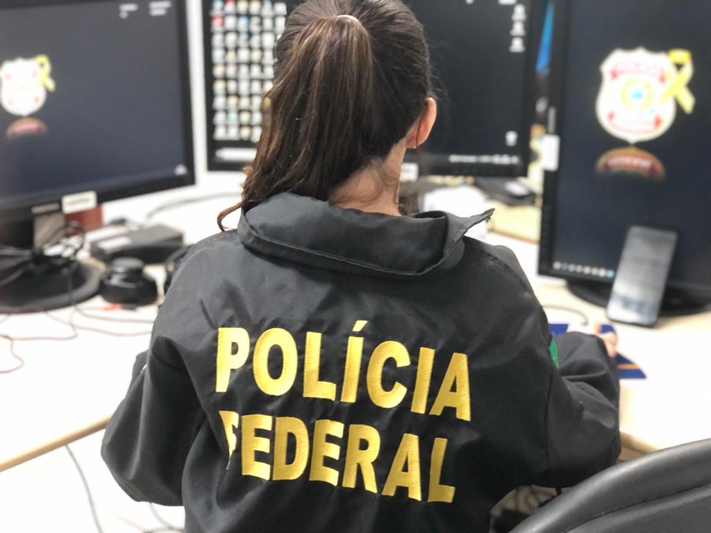 NA INTERNET: PF faz operação contra homem que compartilhava fotos de abusos a crianças 