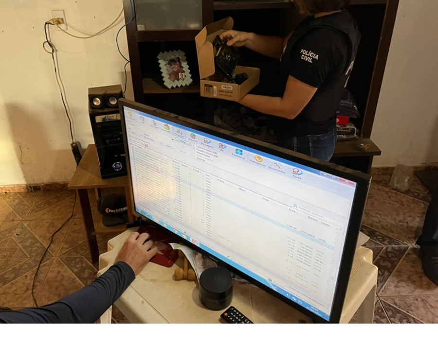 FLAGRANTE: Polícia Civil prende homem que armazenava imagens de estupros a crianças e adolescentes 