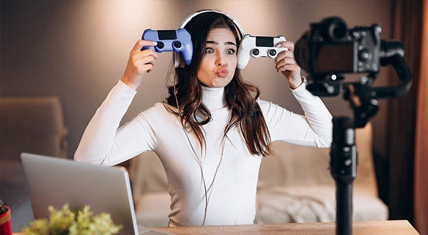 INFLUENCIADORES DIGITAIS: Conheça essa nova forma de fazer marketing e vender serviços