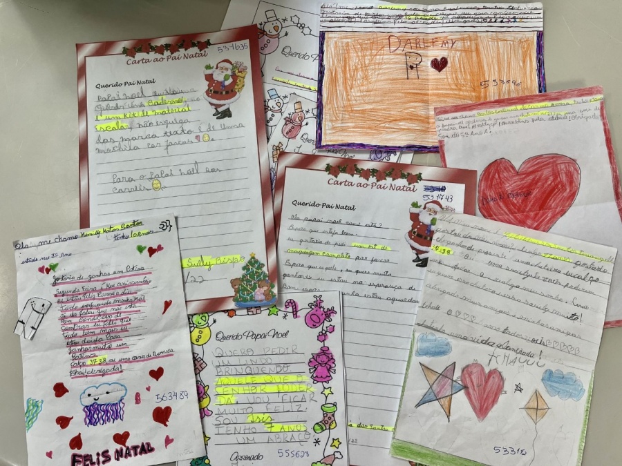 BOA AÇÃO: Servidores públicos participam da campanha 'Papai Noel dos Correios'