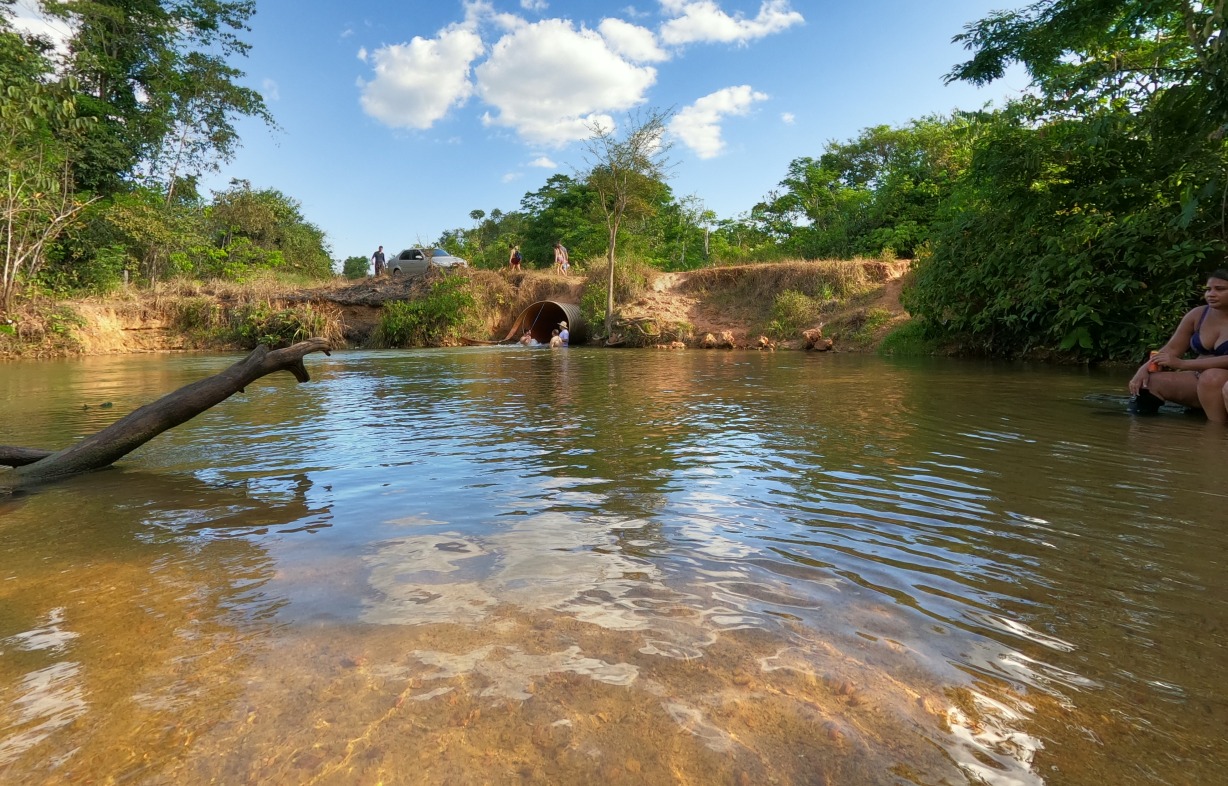 REFRESCANTE: Conheça as águas verdes do Bueiro do Amor em Porto Velho