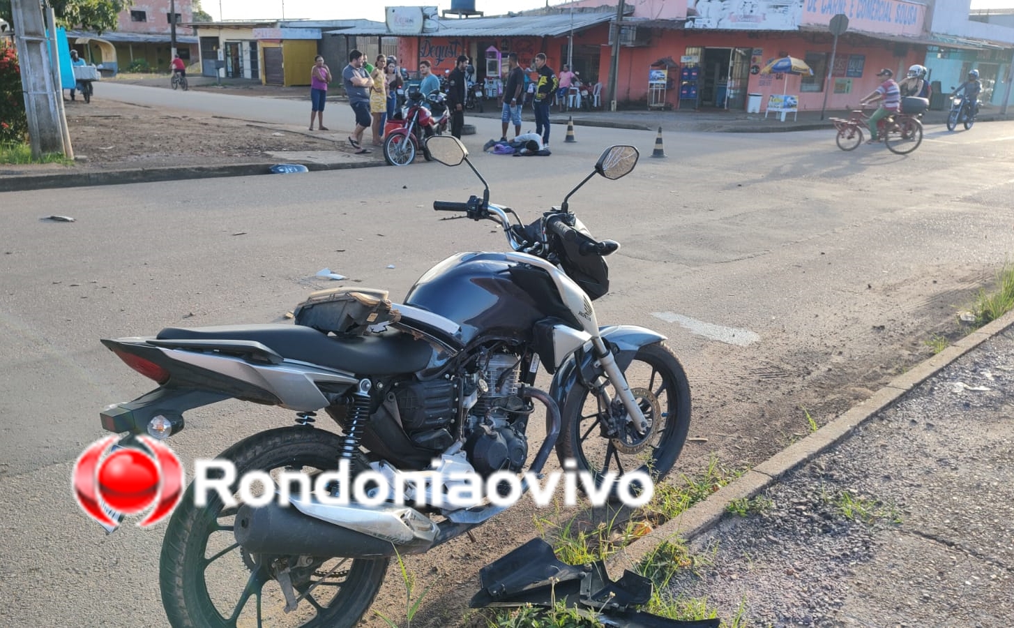 VÍDEO: Motociclista sofre grave acidente após motorista de Virtus avançar cruzamento