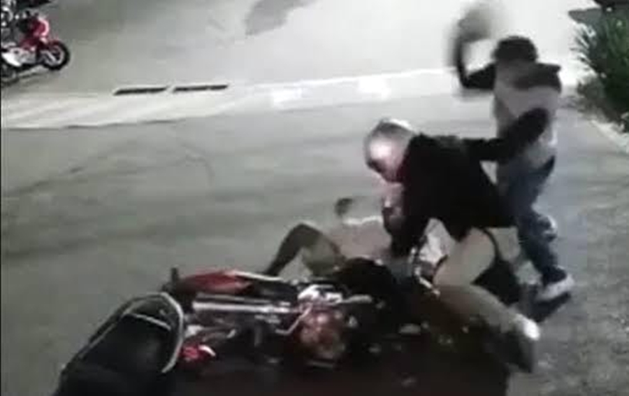 DUPLA DO HB20: Moto App e passageiro são atacados com chutes, coronhadas e roubados