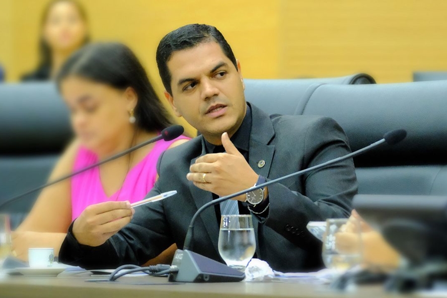 CÁSSIO GOIS: Deputado celebra conquistas de 2023 e detalha planos promissores para 2024 