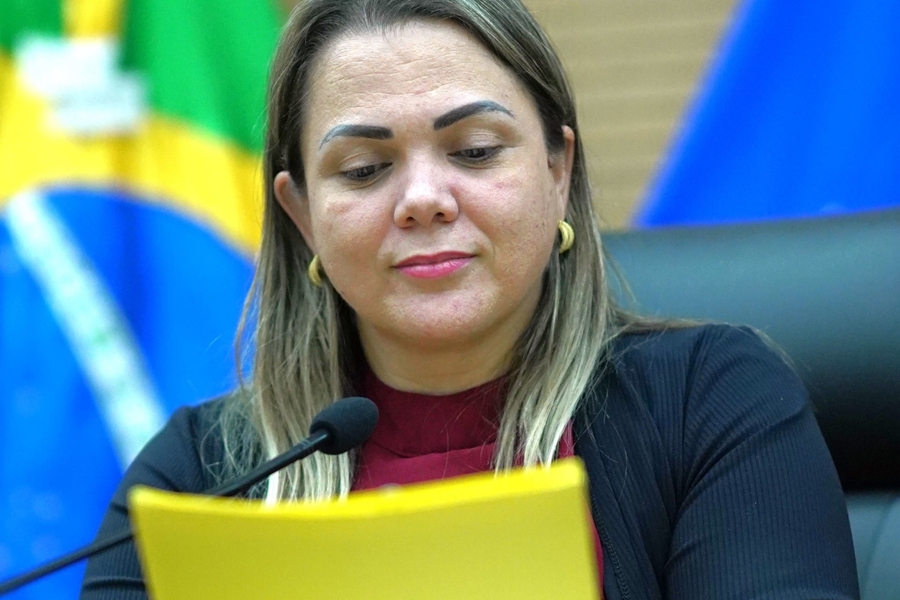 CLÁUDIA DE JESUS: Lei em tramitação busca fortalecer combate à violência doméstica em condomínios