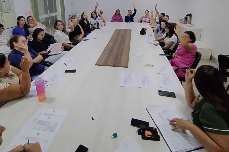 PCCR: Categoria acata contraproposta e 'Classe D' terá reajuste no vencimento base