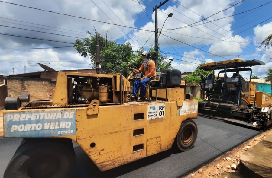 JÚNIOR QUEIROZ: Pedido de vereador é atendido e bairro Embratel recebe recapeamento asfáltico