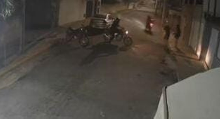 QUADRILHA: Cinco assaltantes se escondem em matagal e roubam homem na Amazonas