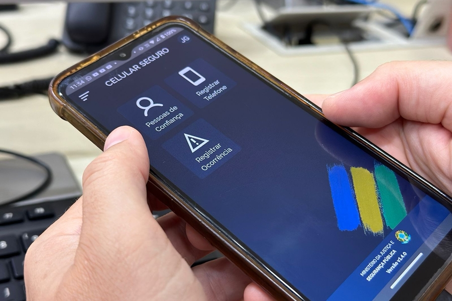 CELULAR: 20 mil aparelhos são bloqueados após envio de alertas