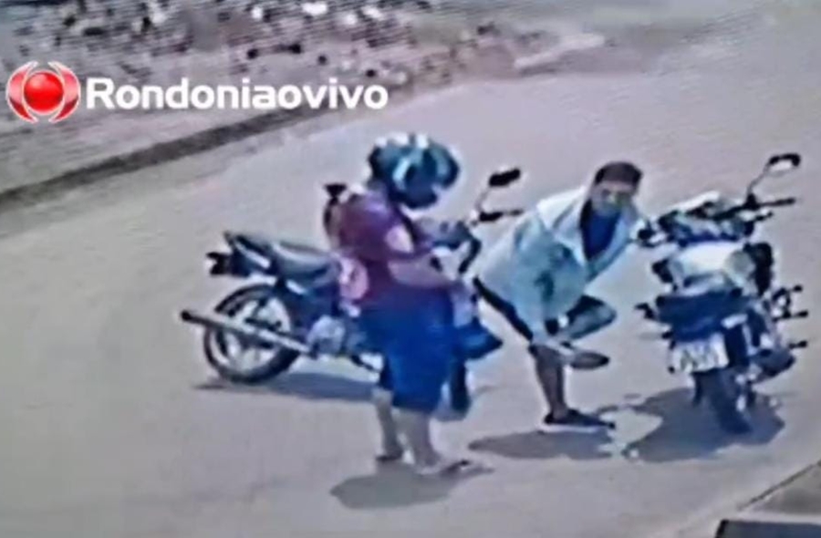 VÍDEO: Enfermeiro é alvo de roubo e bandido leva de iPhone até tênis