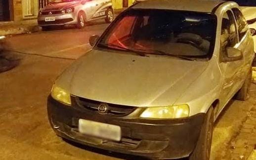 SUSPEITO: Veículo usado em ataques a tiros teria sido roubado e dono sequestrado 