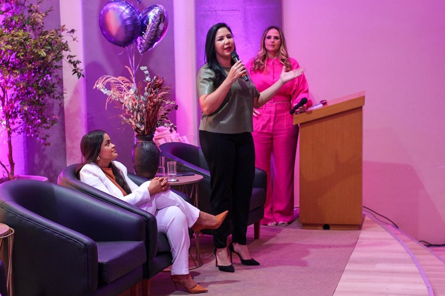 CRISTIANE LOPES: Deputada destaca desafios e projetos na Conferência Estadual da Advocacia