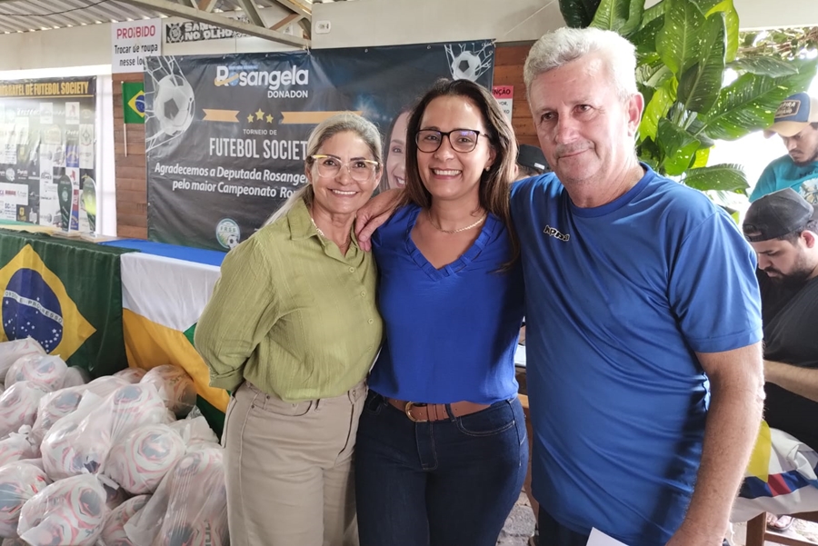 ROSANGELA DONADON: Através de emenda, 38 equipes são contempladas com materiais esportivos