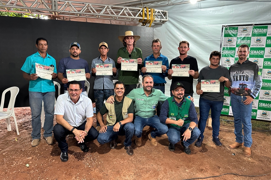 CÁSSIO GOIS: Deputado participa do início da colheita do café de Rondônia, em Rolim de Moura