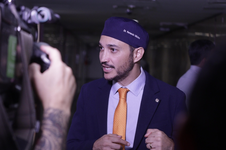 FERNANDO MÁXIMO: Deputado comemora aprovação do projeto que reestrutura incentivo ao setor de eventos