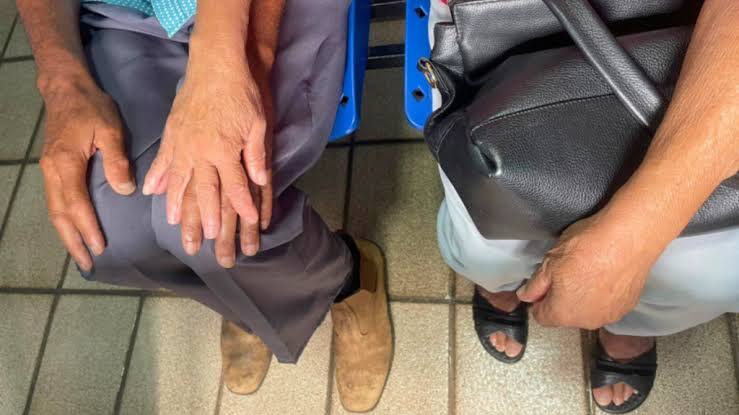 ACABOU PRESO: Filho exige dinheiro para drogas, agride e ameaça matar os pais idosos