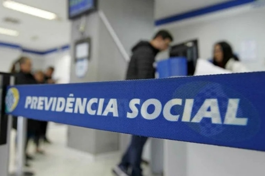 GOLPE DO INSS: Criminosos usam crachá falso para visitar casas
