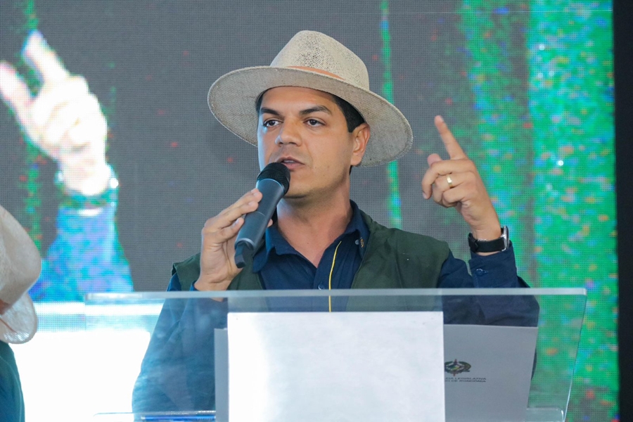 CÁSSIO GOIS: Deputado destaca dia produtivo com projetos aprovados na RO Rural Show 