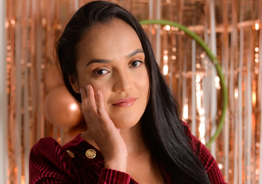 'OI, DEUS': Novo single de Valéria Souza Índia, de Alto Paraíso, já está no YouTube e Spotify