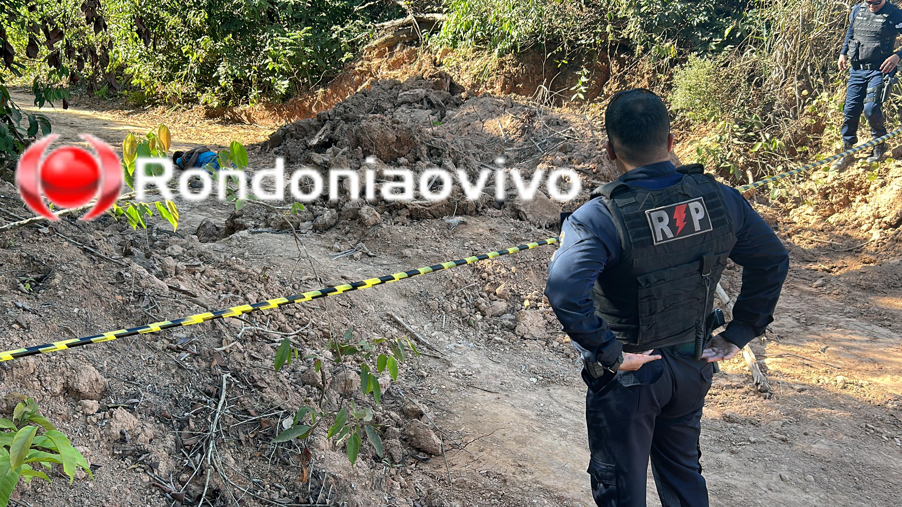 VÍDEO: Homem é executado com tiro na cabeça e desovado em estrada