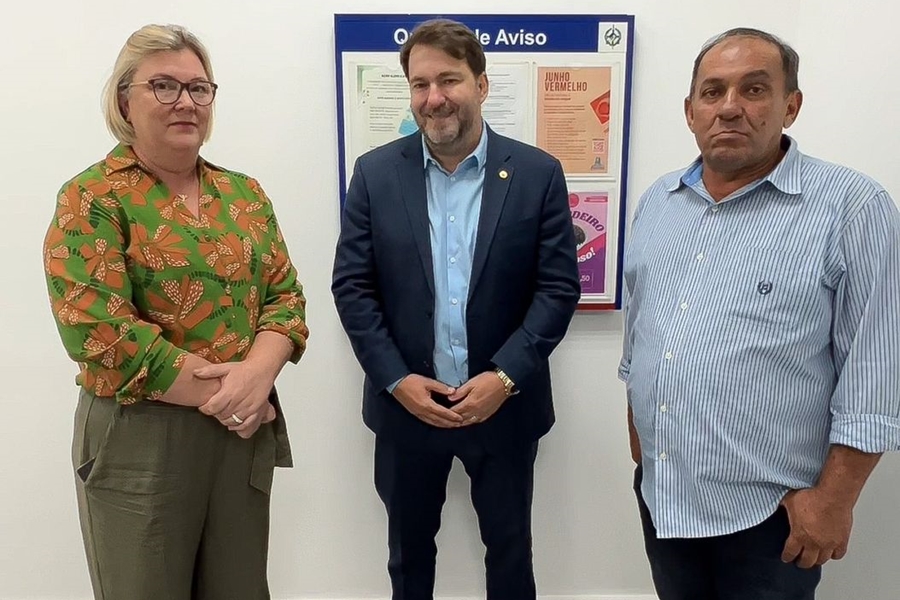 ALEX REDANO: Deputado busca junto ao DER recurso para Guajará-Mirim