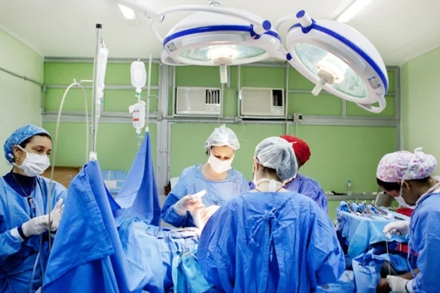 ENGANADO: Indiano é submetido a cirurgia de mudança de sexo sem saber; entenda