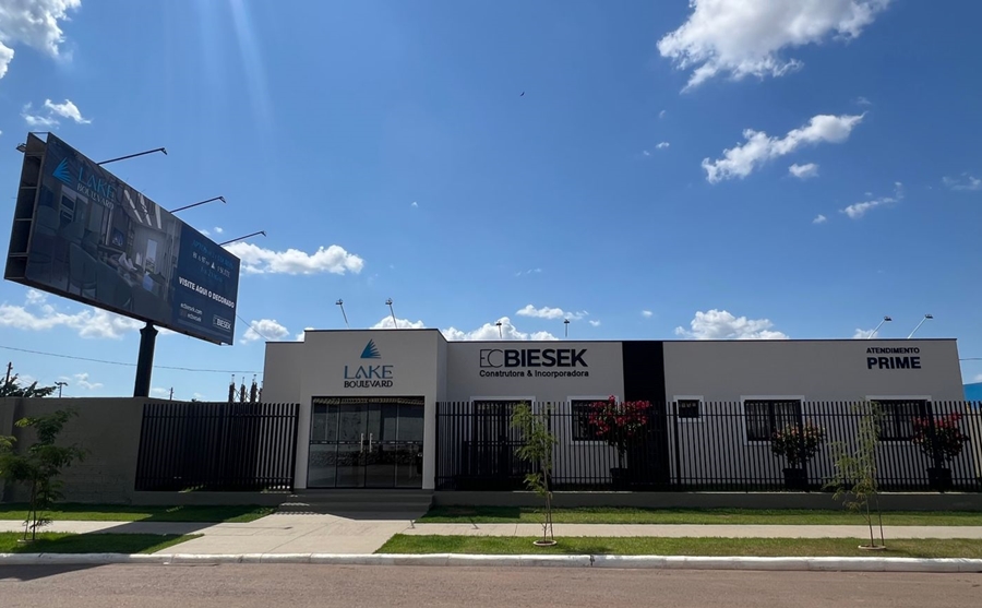 CONDOMÍNIO: ECBIESEK inaugura apartamento decorado no empreendimento Lake Boulevard