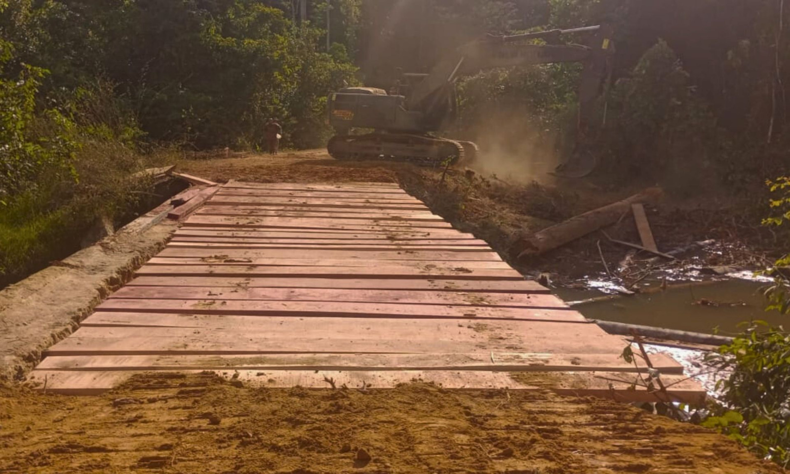 OPERAÇÃO: Governo Federal refaz ponte de acesso à aldeia da Terra Indígena Karipuna