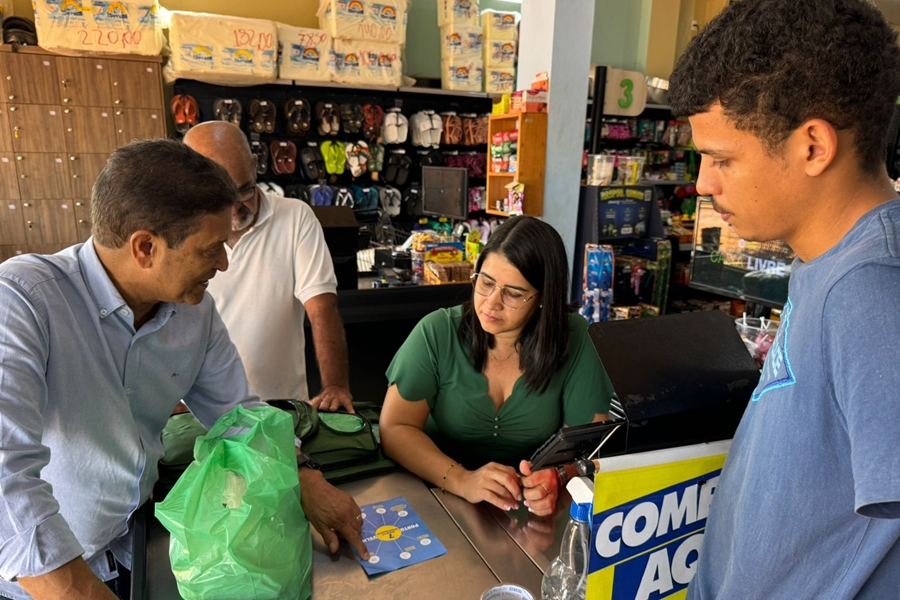 BENEDITO ALVES: Pré-candidato visita distritos de PVH para ouvir necessidades dos moradores