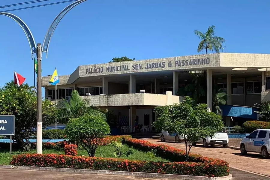 PARÁ: Prefeitura de Santarém lança concurso público com 877 vagas para várias áreas