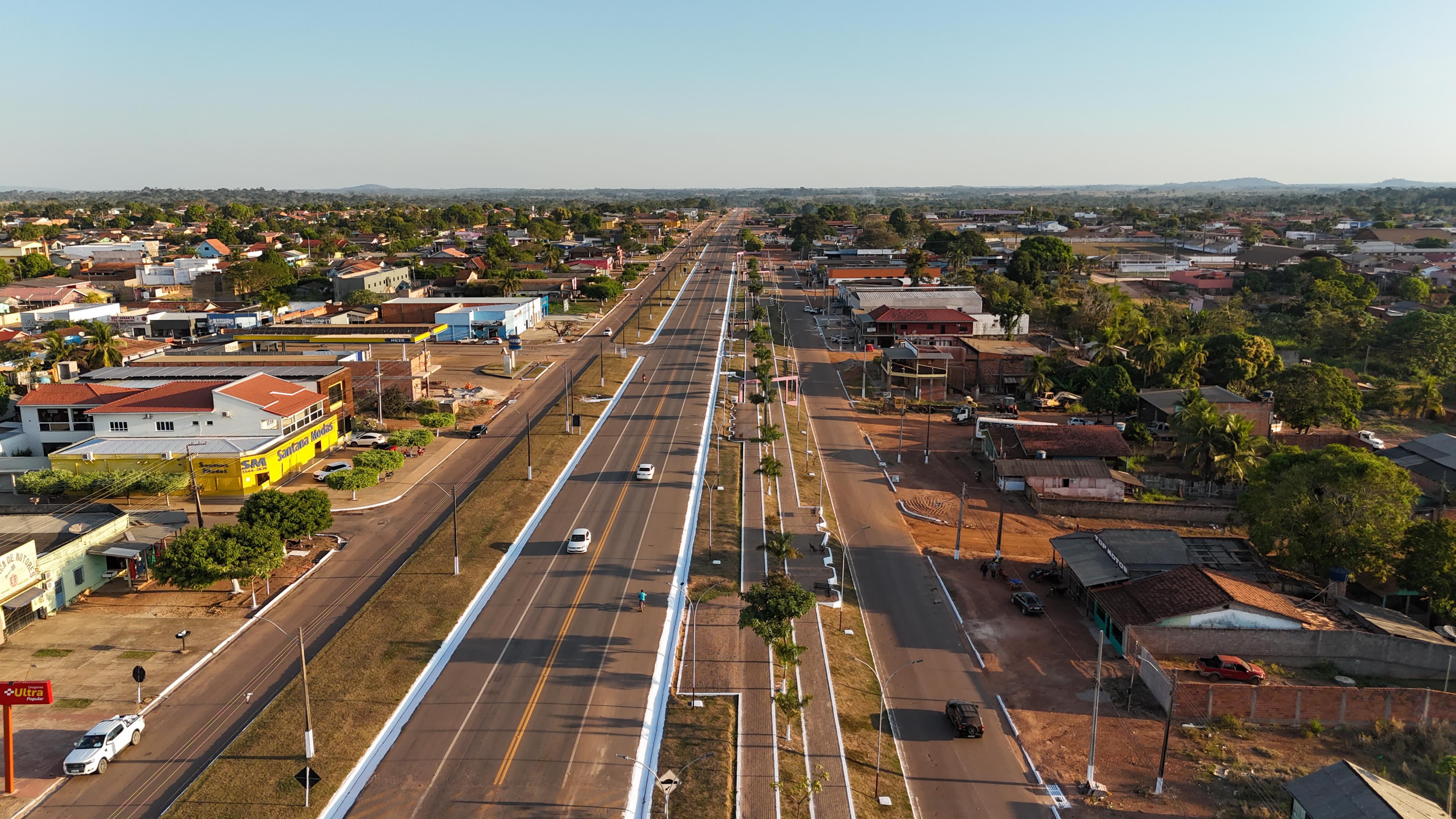 NOVA MAMORÉ - Dra. Taíssa parabeniza pelos 36 anos e destaca desenvolvimento do município