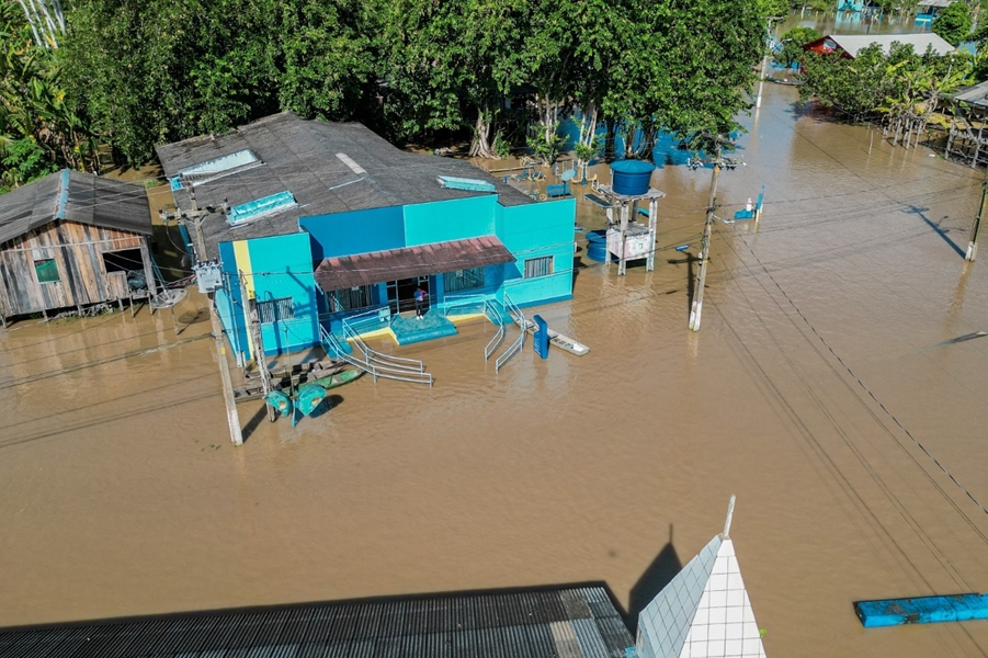SOLIDARIEDADE: Grupo de porto-velhenses fazem mobilização pelos atingidos pela cheia do Madeira