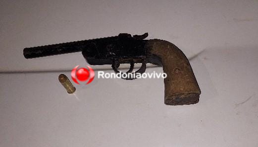 ARMA APREENDIDA: Equipes da PM fazem cerco para tentar prender ladrões de moto aplicativo 