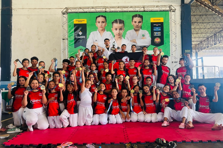 CHAMPIONS CLUB: Atletas conquistam mais de 50 medalhas na III Copa 