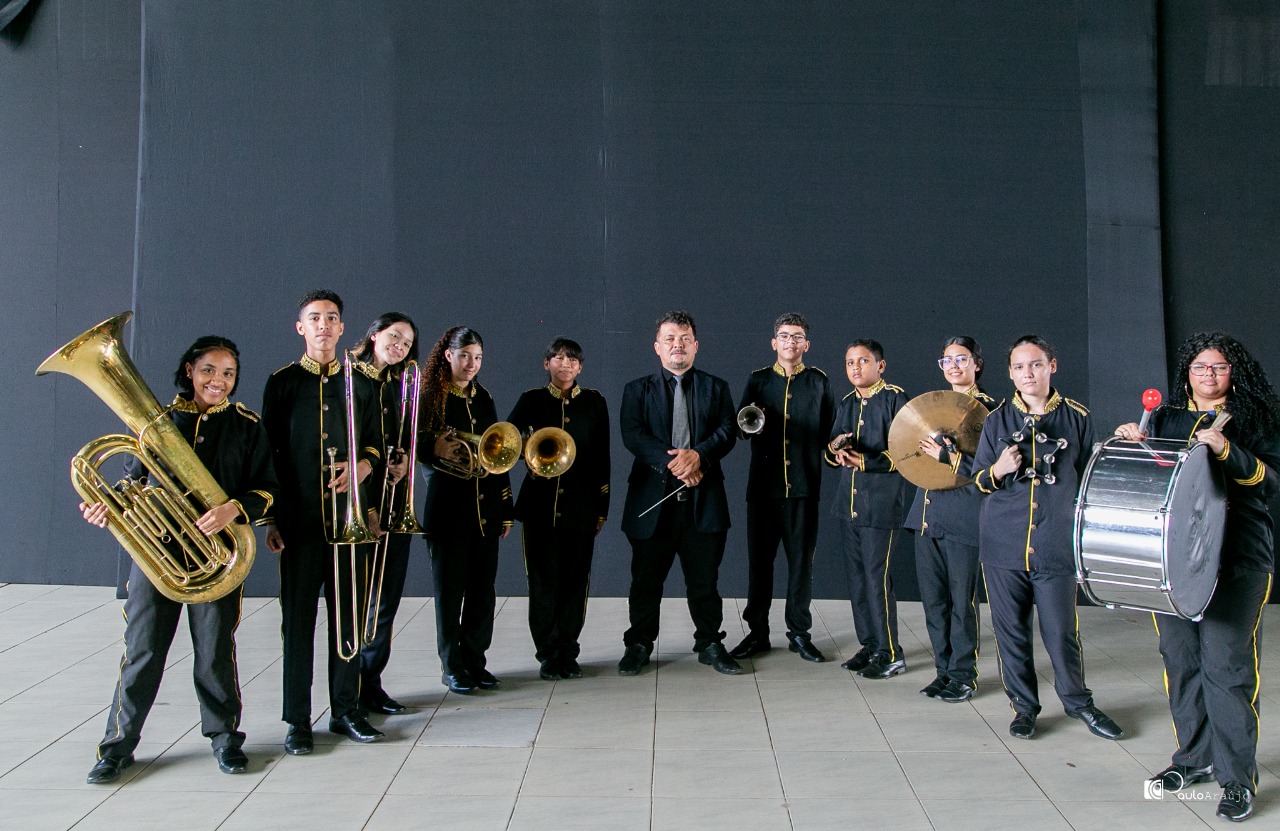 ARTE QUE TRANSFORMA: Música, disciplina e inclusão marcam a rotina no Centro Municipal de Arte e Cultura Laio 