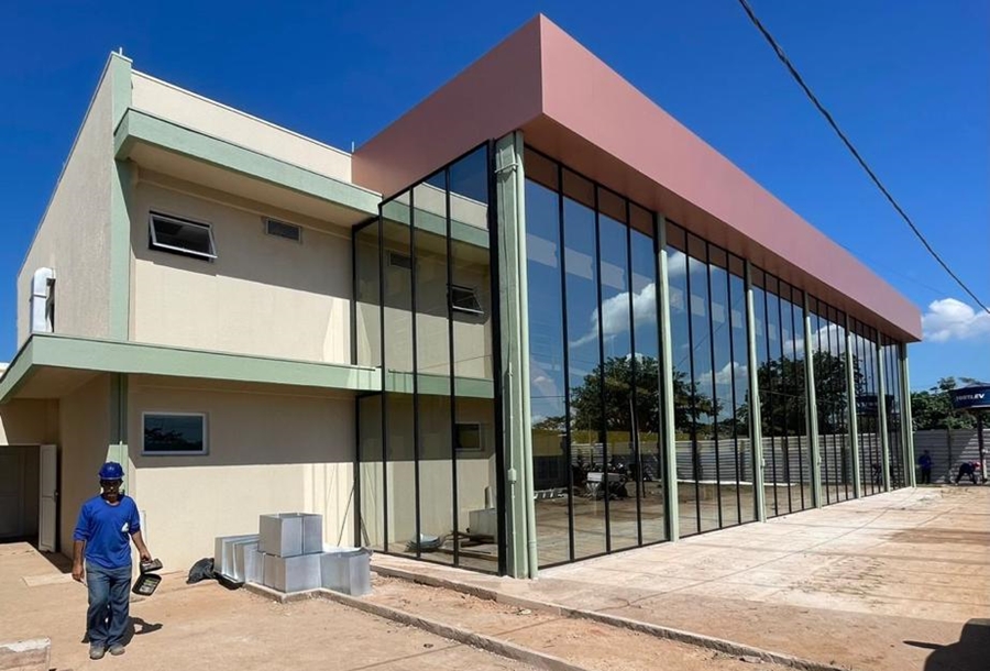 MARCOS ROCHA: Reforma do Cemetron chega à reta final com área da saúde impulsionada 