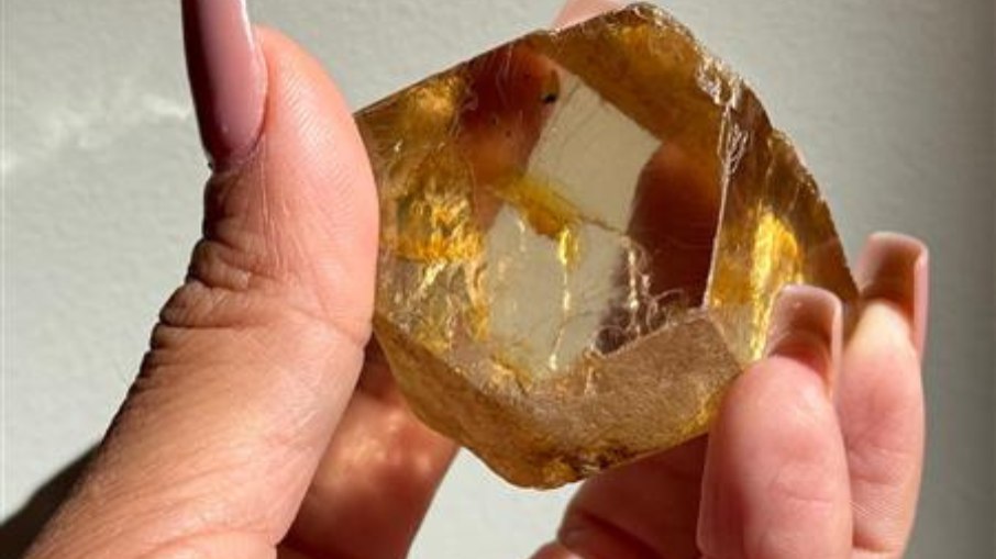 EM MINAS GERAIS: Segundo maior diamante do Brasil é descoberto 