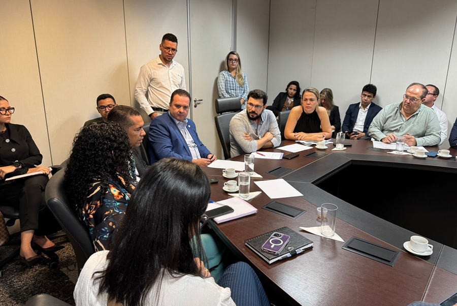 LUÍS DO HOSPITAL: Deputado garante avanço nas negociações do PCCR da saúde em Rondônia