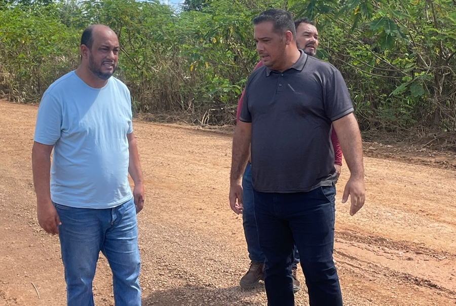 WANOEL MARTINS: Vereador e equipe da semagric realizam visita para avaliar estradas vicinais